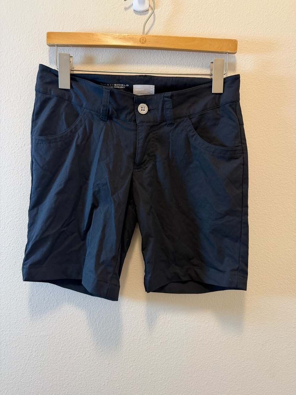 Columbia Sportswear Company Omni-Shield Advanced Repellency Black Hiking Shorts